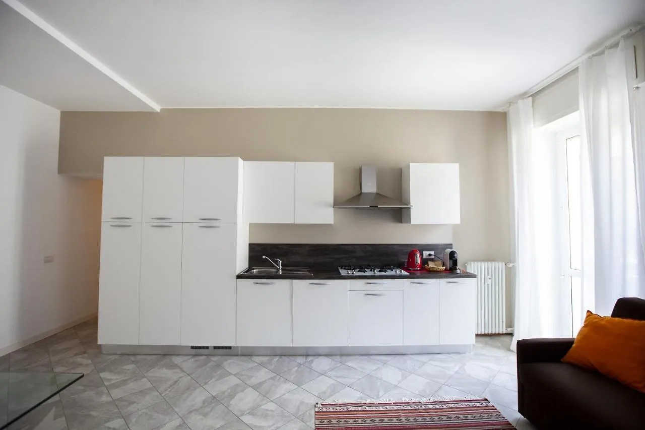 Apartamento Benzi Appartamenti Como